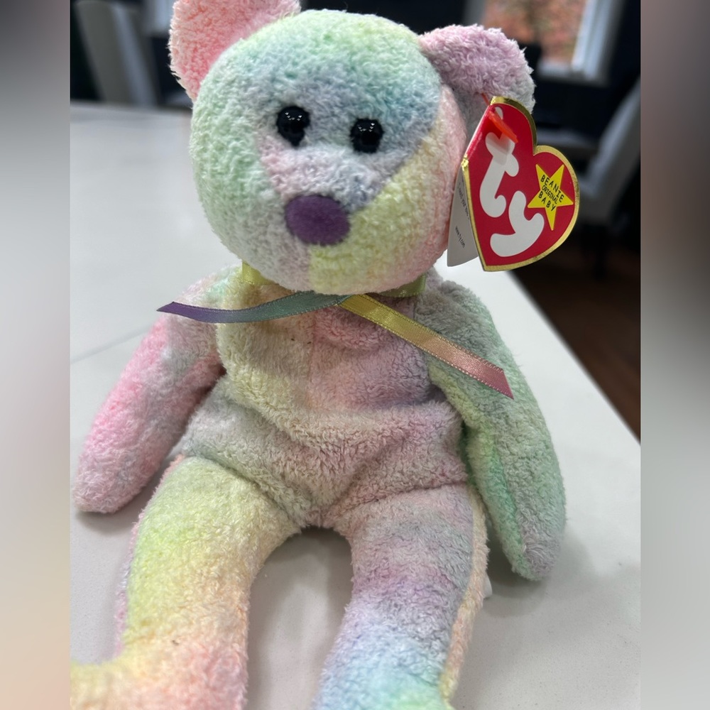 Rare Beanie Babie Groovy 1999 with errors and hologram tag